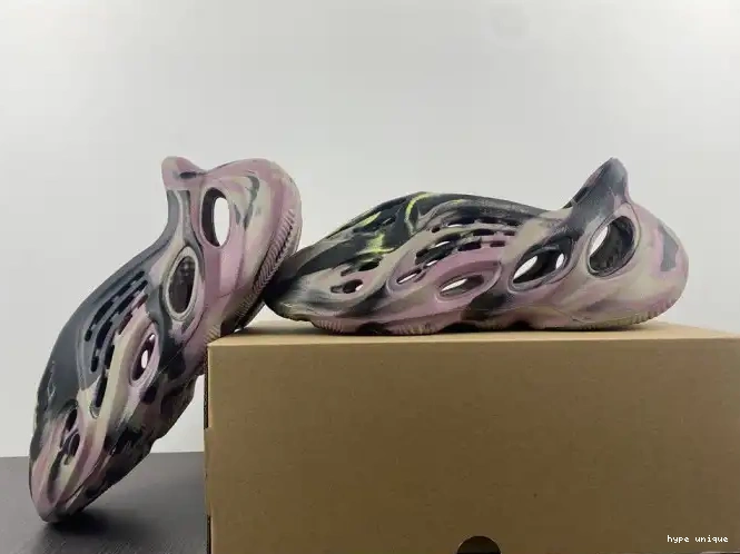 hype IG9562 Foam Adidas Yeezy MX Carbon RNR 0516